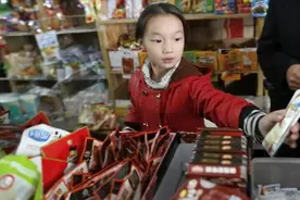 四部门发文：中小学校内不得设置小卖部！上海怎么样？图片
