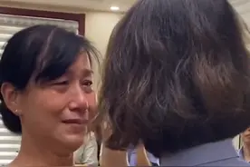 泪目！一个在浙江一个在山东，失散54年双胞胎姐妹通过视频相认图片