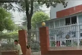 凌晨4点半，杭州街头一幕刷屏！这对姐弟俩，真的太懂事图片