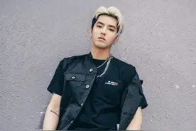 吴亦凡神管理！同一晚「房间内外尬2女」 受害人拉出时间线惊呆图片