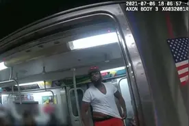 黑人男子在地铁车厢被警察电击，视频热传后纽约市长冷处理图片