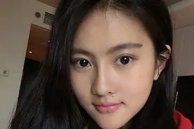 搭档师姐郭晶晶，“五金王”陈若琳出任东京奥运跳水裁判图片