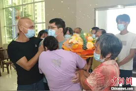儿子被拐18年 广东化州五旬夫妇圆梦图片