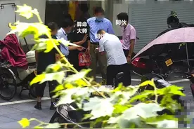 男子从医院出来路遇“大师”算命消灾，对方称一张纸就能破解劫数图片