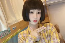 美翻！杨紫短发配齐刘海cos普普超减龄 瞬间嫩回18岁图片