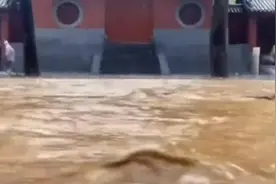 暴雨之下：河南博物院“文物安好”，龙门石窟等闭园图片