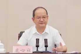全区年中工作暨重大项目建设现场会议在北海举行图片