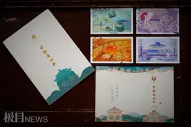 武汉高校开始发放录取通知书，看看谁家设计最巧妙图片
