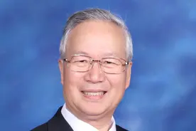 申康党委系统医务专家口述历史32丨知难而上，敢为人先，引领骨科新起航图片