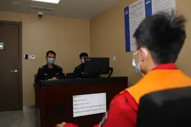 江苏警方打掉一“精神控制诈骗”团伙，主犯把自己塑造成神图片