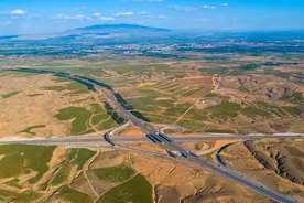 高清大图：宁夏最壮观的高速公路立交桥图片