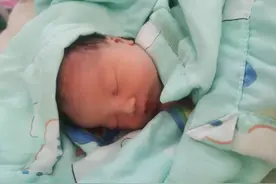 “抗洪宝宝”取名“抗抗”！武警官兵救助孕妇平安产女图片