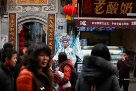 这次为什么是重庆，不是成都？| 新京智库图片