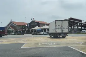 记者调查丨旅客反映成万高速一服务区有偿提供开水？图片