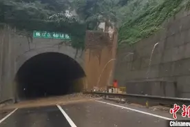 受持续降雨影响 山西晋城至河南焦作高速公路全线封闭图片