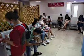 「记者调查」暑期“整牙热”引资本垂涎：一颗牙上万，毛利堪比茅台图片