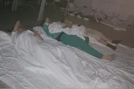口述｜郑大一附院医生：医院停水停电，我们把病人抬下13楼图片