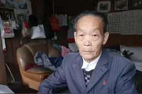 一朝入党 终生为党——80岁老兵党员精神常青 用行动坚守初心图片