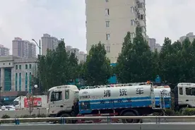 京广路段淮河路口隧道积水全部排完贯通，总抽水量近30万方图片