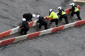 河南郑州暴雨灾情下，这十句话让人泪目……新乡也有好消息传来图片