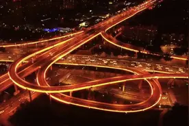 女教师历时4月航拍成都立交桥惊艳夜景图片