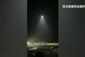 无人机照明助战士深夜奋战抗洪一线，武警官兵：一想着要保护老百姓和家园，就精神高昂图片