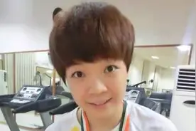 梅州妹陈清晨奥运小组赛首胜！启蒙教练称她有着客家人的韧性视频封面