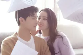 《你是我的荣耀》海报拍摄花絮曝光 杨洋迪丽热巴似神仙眷侣图片
