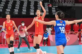 中国女排首战，场上竟响起《西游记》配乐，还有《卡路里》《小苹果》图片