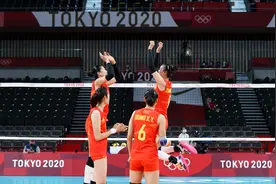 排球——女排：中国不敌土耳其图片