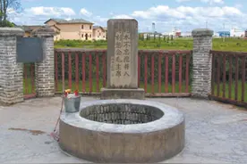 吃水不忘挖井人图片