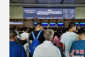 受台风“烟花”影响，上海杭州宁波高铁26日全部停运图片