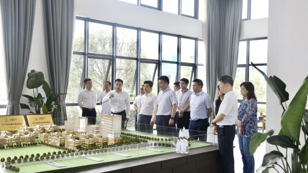 董毓民率队赴济南、成都、重庆招商考察