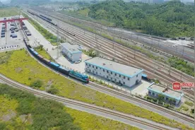 “桂林-北部湾港”海铁联运班列首发！西部陆海新通道再添新线路图片