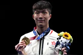 95后夺得香港回归祖国后的首金！《义勇军进行曲》奏起来图片