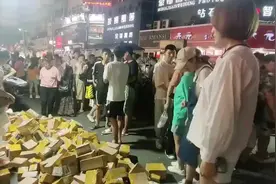 新消费丨9.9元快递盲盒 是“运气”还是“骗局”？图片
