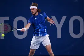 18岁阿尔卡拉斯淘汰西西帕斯，一成就超越三巨头图片