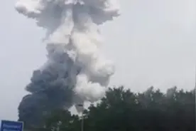 德国拜耳公司勒沃库森工厂发生爆炸，已致16人受伤5人失踪图片