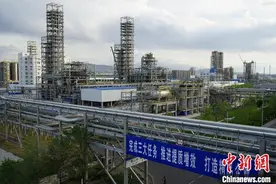 科技创新引领新疆石化企业发展图片