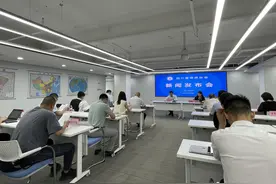 中止会员权利6个月！成都一律师提供虚假证据被惩戒图片