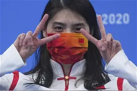 又是被甜妹狙击的一天！“雨蝶”张雨霏，你今天依旧是最美的图片