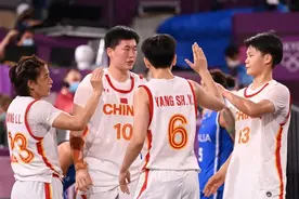 “又飒又甜”火上热搜！来自广东的女篮姑娘圈粉无数图片