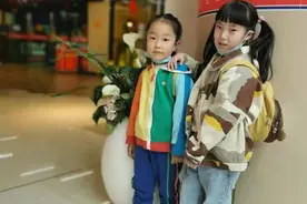 西宁这俩全网刷屏的小女孩找到了图片