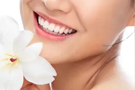 洗牙会损害牙龈和牙齿吗？视频封面