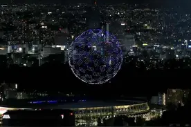 Hi科技越来越多无人机表演灯光秀点燃夜空“出场费”多少？核心技术是什么？图片