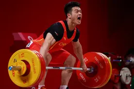 破世界纪录！石智勇夺得东京奥运会男子73公斤级比赛金牌图片