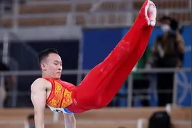 银牌！肖若腾末轮遭逆转，获奥运竞技体操男子个人全能亚军图片