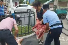 合肥一肉摊摊主路上弄丢200斤猪肉 怕妻子责怪又悄悄去买了半扇图片