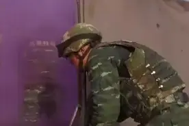 特战队长抓一级暴恐分子惊险瞬间视频封面