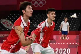 中国组合李俊慧/刘雨辰2-1逆转 晋级男双四强图片